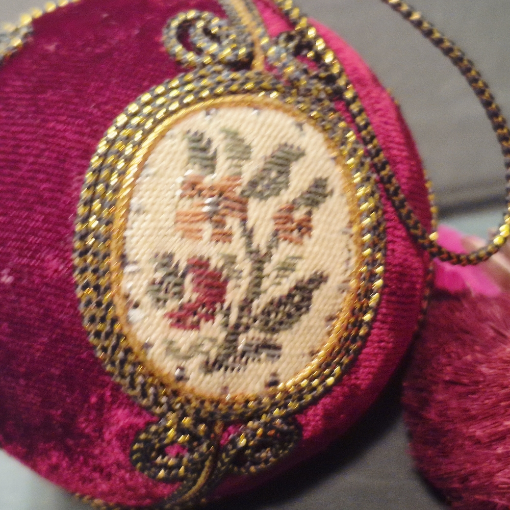 Vintage Burhundy Velvet Cross Stich Ball Red Bird Ornaments Hol8day Christmas - Picture 5 of 9